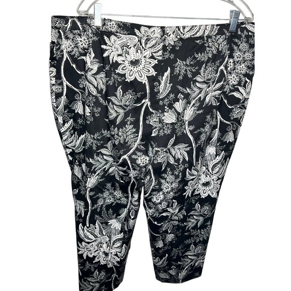 Tribal stretch size 20W capris black & white floral pockets stretch - Picture 4 of 7